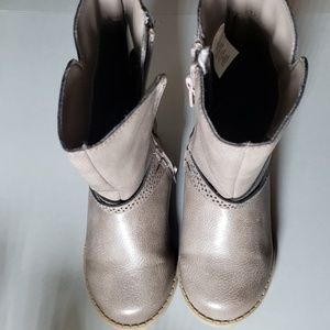Gray girl boots